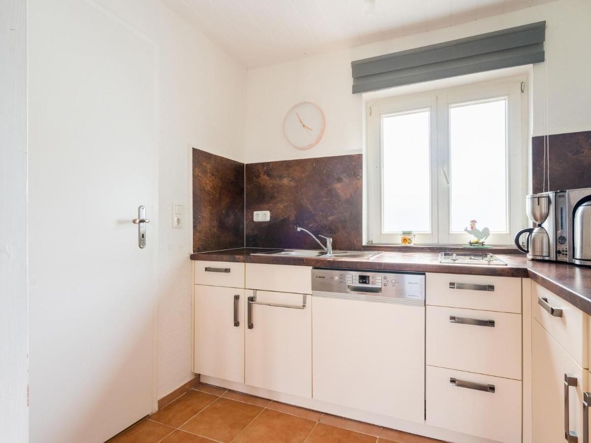 Beautiful Bungalow In Poel Near The Beach Fahrdorf  Eksteriør bilde
